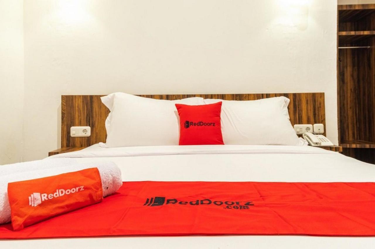 Reddoorz @ Binjai Hotel ภายนอก รูปภาพ