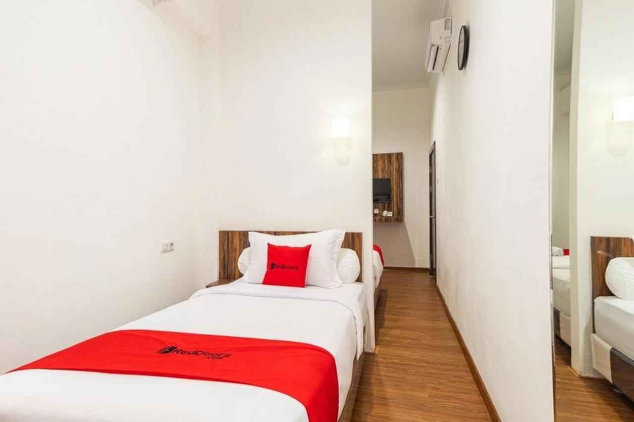 Reddoorz @ Binjai Hotel ภายนอก รูปภาพ